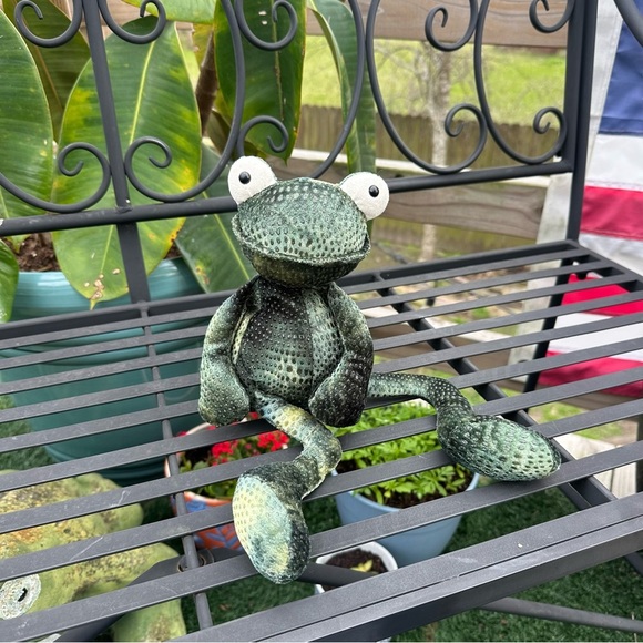 Retired Jellycat Frank Frog Plush – Green, Needs a Forever Home! - Picture 4 of 5